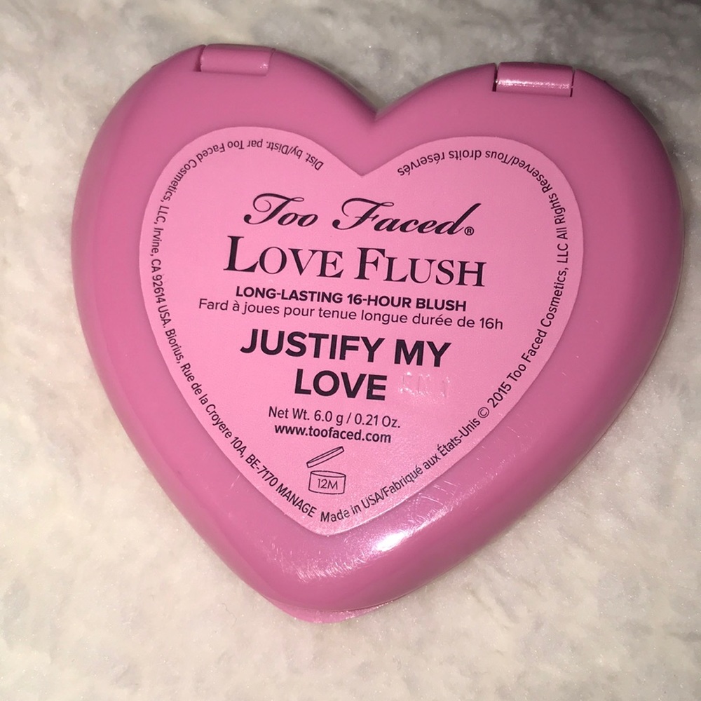 Too faced blush